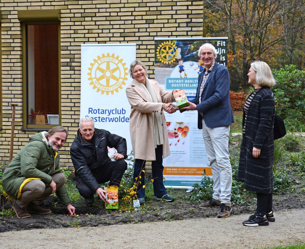 END POLIO NOW Tulpenactie bij OlmenEs