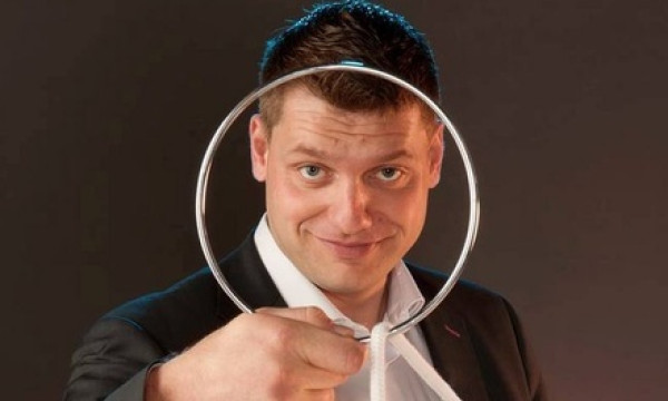 Goochelshow van Mitch Durbank bij OlmenEs